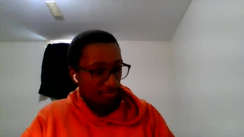 Chocolatinhermoso online show from February 2025 04:39:02 PM