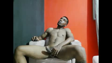 Snapshot of chocomilk_18 chatting on March 2026 05:35:02 AM lucifer online show from March 2026 05:35:02 AM