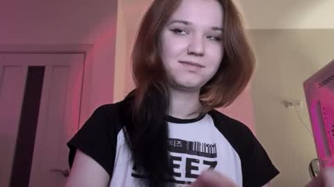 Lissa online show from March 2026 01:02:02 AM