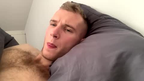 Snapshot of chosentwink chatting on April 2026 06:21:01 AM Johnny online show from April 2026 06:21:01 AM