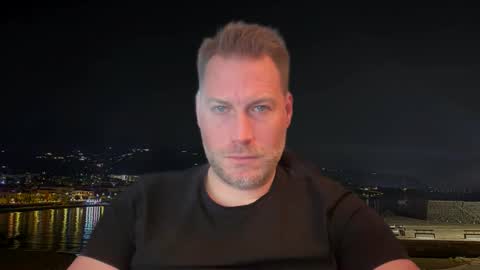 Snapshot of chris2024x chatting on December 2025 09:47:02 AM Christian online show from December 2025 09:47:02 AM