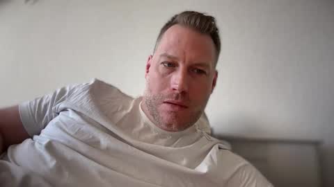 Snapshot of chris2024x chatting on April 2026 06:00:02 AM Christian online show from April 2026 06:00:02 AM