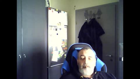 Chris online show from September 2025 09:44:02 AM