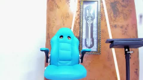 chris_evans00 online show from February 2026 12:56:01 PM