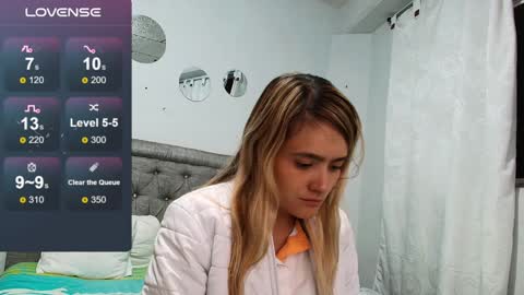 Snapshot of chris_sharon2023 chatting on January 2025 02:11:02 AM Yarixa online show from January 2025 02:11:02 AM