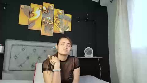 Snapshot of chris_sharon2023 chatting on September 2025 10:32:02 PM Yarixa online show from September 2025 10:32:02 PM