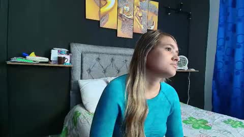 Snapshot of chris_sharon2023 chatting on October 2025 08:05:01 PM Yarixa online show from October 2025 08:05:01 PM