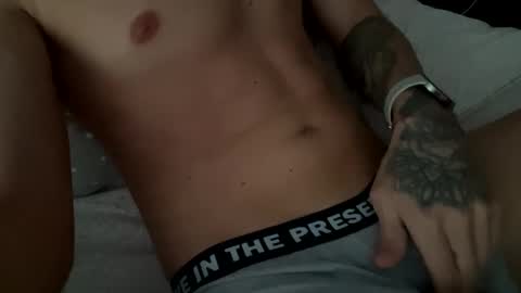 chris_stev47 online show from December 2024 04:15:01 PM