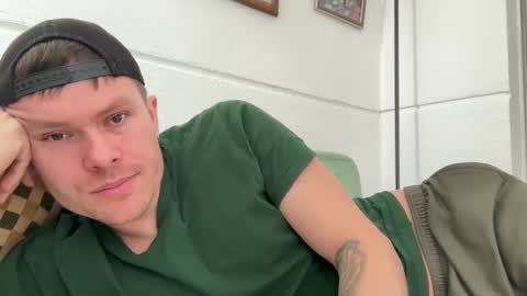 chris_stev47 online show from March 2025 01:49:02 PM