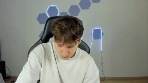 Chris Tyson online show from December 2024 06:49:02 PM