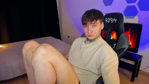 Chris Tyson online show from February 2025 12:17:01 AM