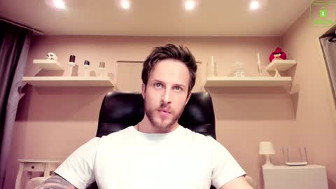 Chris online show from January 2025 02:41:01 AM