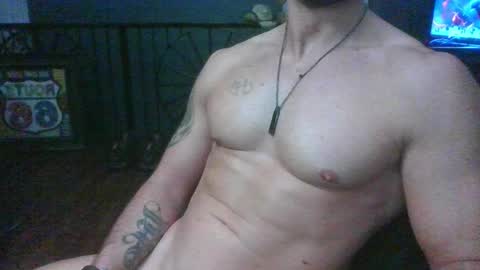 Snapshot of chrisfroom chatting on November 2025 01:39:02 AM chrisfroom online show from November 2025 01:39:02 AM