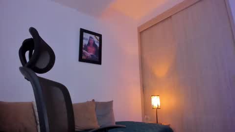 chrismorgan24 online show from March 2025 08:16:02 PM