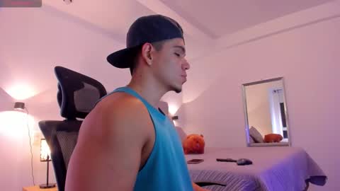 chrismorgan24 online show from October 2025 02:47:02 AM