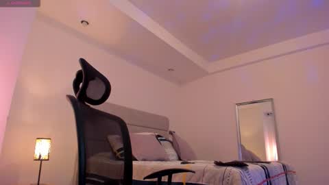 chrismorgan24 online show from February 2026 11:09:01 PM