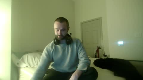 Mystery Man online show from November 2025 12:27:01 AM