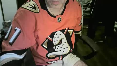 chrisprngr online show from September 2025 07:41:02 PM