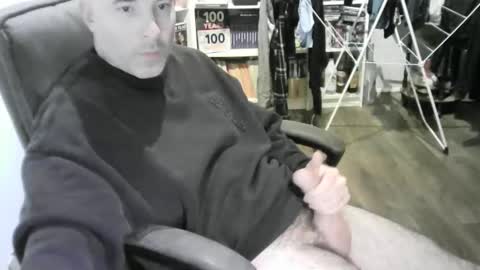 chrisprngr online show from February 2026 08:14:02 PM