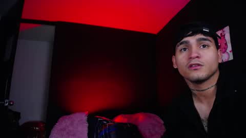 Christian Wang online show from September 2025 01:20:02 AM