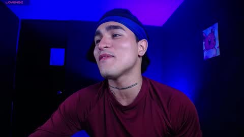 Christian Wang online show from September 2025 12:16:01 AM