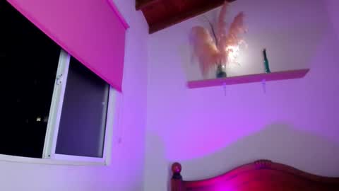 Hi dont forguet to follow me    online show from November 2025 03:38:01 AM