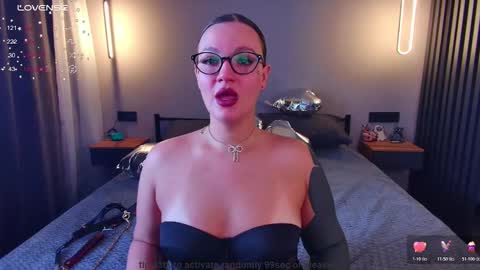 Chrissy online show from March 2026 06:37:01 AM