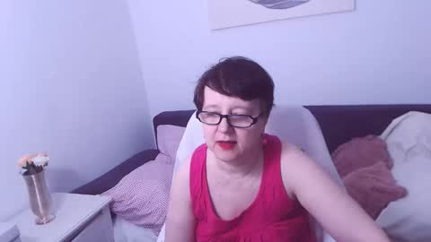 Christa online show from September 2025 09:27:02 PM