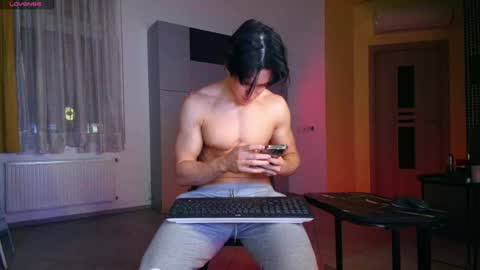 Snapshot of christianlevine_ chatting on May 2026 08:27:01 PM UPVOTE ME ------ ILL DO SOMETHING FOR FREE online show from May 2026 08:27:01 PM