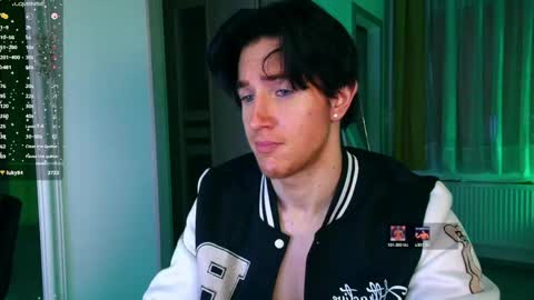 Snapshot of christianlevine_ chatting on May 2026 04:19:02 AM UPVOTE ME ------ ILL DO SOMETHING FOR FREE online show from May 2026 04:19:02 AM