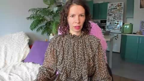 Chris online show from May 2026 08:33:02 AM