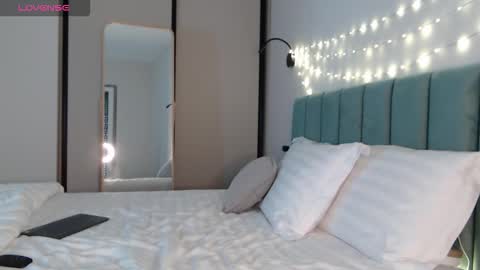 Snapshot of christinafit chatting on February 2026 07:51:01 AM chris online show from February 2026 07:51:01 AM