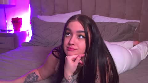 Christina online show from January 2025 09:29:02 PM