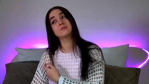 Christina online show from February 2025 06:36:02 PM