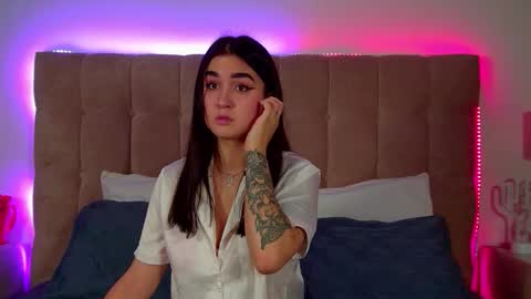 Christina online show from September 2025 06:31:02 PM