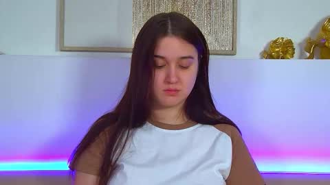 Christina online show from March 2026 07:38:01 AM