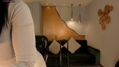 Christine Ford online show from December 2025 12:10:01 PM