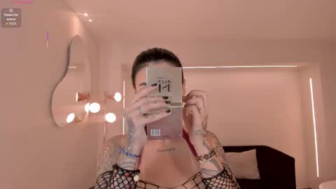 Christine Ford online show from February 2026 11:18:01 AM