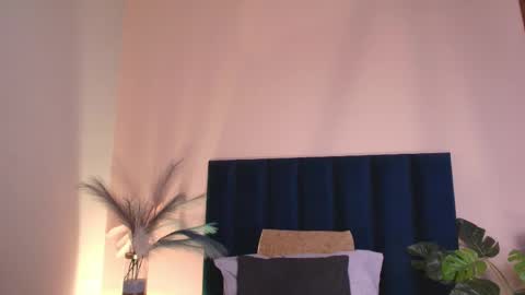 Christy online show from April 2026 12:19:02 PM