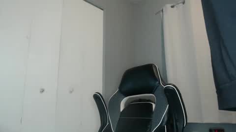 ChrisVacherx online show from January 2025 04:25:02 AM