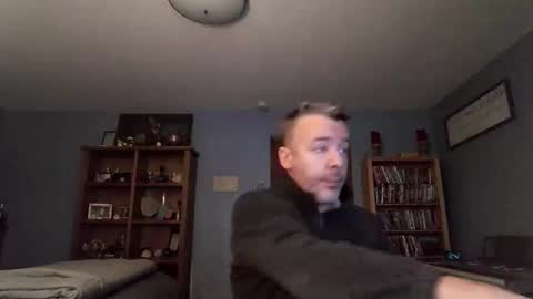 chrisw8121 online show from November 2025 07:37:02 PM