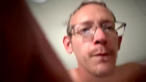 Snapshot of chriswells062590 chatting on April 2026 04:56:02 PM chriswells062590 online show from April 2026 04:56:02 PM