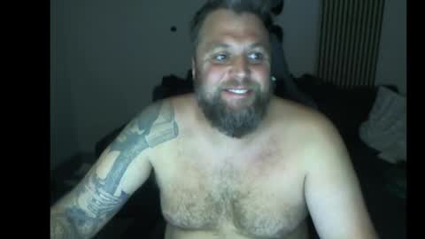 Chrizz online show from October 2025 01:15:01 AM