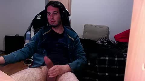 Chromefox123 online show from April 2026 07:07:01 PM