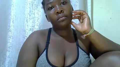 Snapshot of chubby_queenie07 chatting on April 2026 10:12:02 PM DivaDee online show from April 2026 10:12:02 PM