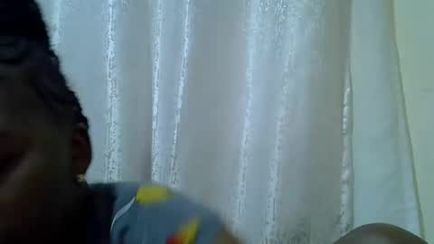 Snapshot of chubby_queenie07 chatting on May 2026 07:48:01 AM DivaDee online show from May 2026 07:48:01 AM
