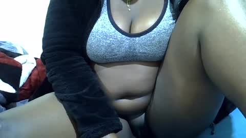 DivaDee online show from July 2026 11:18:01 PM
