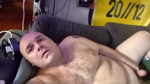 Chubbydutch man online show from October 2025 01:09:02 PM