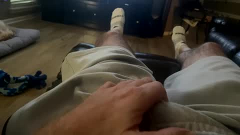 Snapshot of chucktownguy81 chatting on December 2024 04:40:02 PM chucktownguy81 online show from December 2024 04:40:02 PM