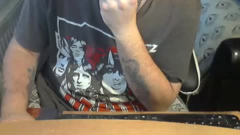 chunkisgreat online show from November 2025 04:08:01 PM